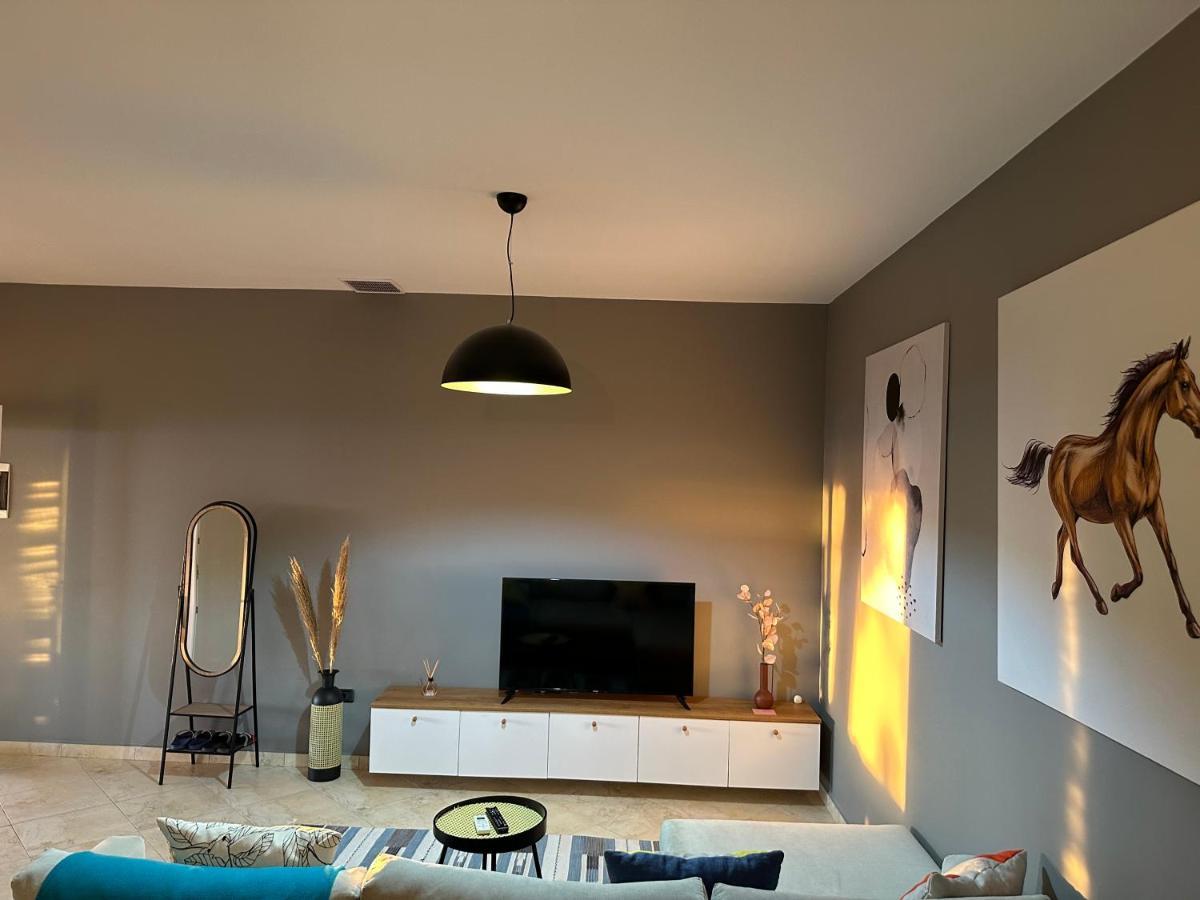 Marlis' Home Golem  Exteriér fotografie